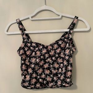 URBAN OUTFITTERS crop tank